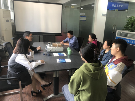 1参加会议_副本.jpg